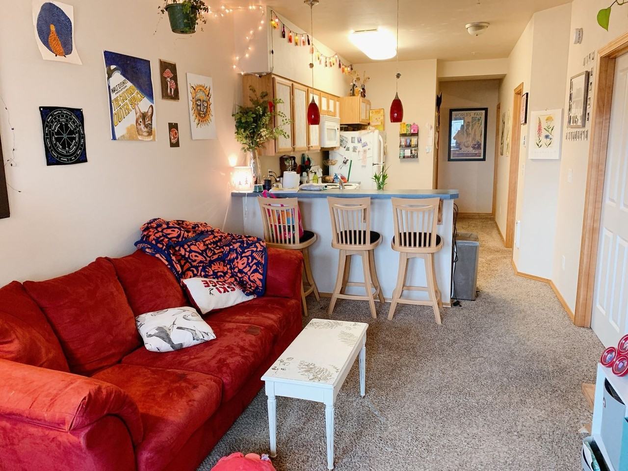 Spacious 4 - Photo 7 of 20