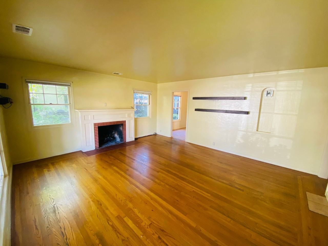 721 Enslen Ave - Photo 2 of 31