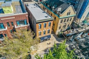 featured image of 2315 N Southport Ave