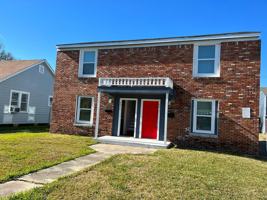 featured image of 4015 Procter St