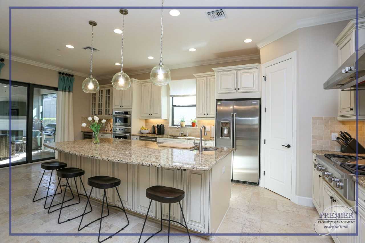 10155 Coconut Rd - Photo 2 of 34