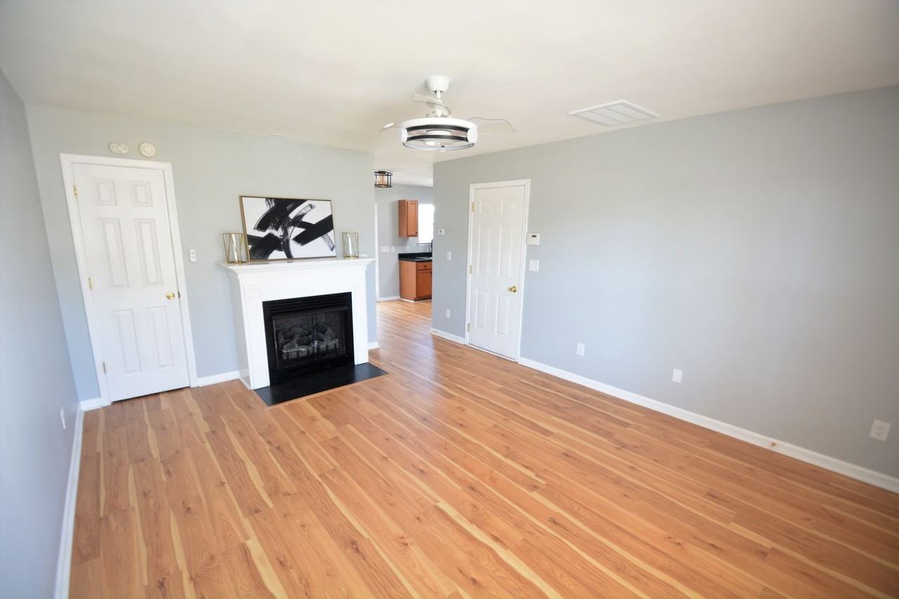 7920 Mcgarry Trl - Photo 3 of 21