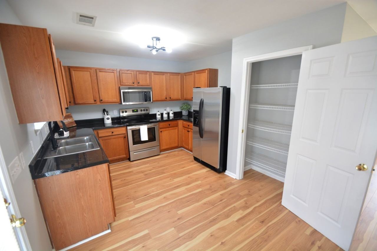 7920 Mcgarry Trl - Photo 6 of 21