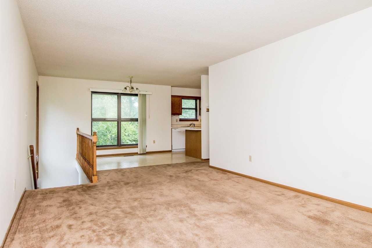 1616-1618 Handley Place - Photo 2 of 18