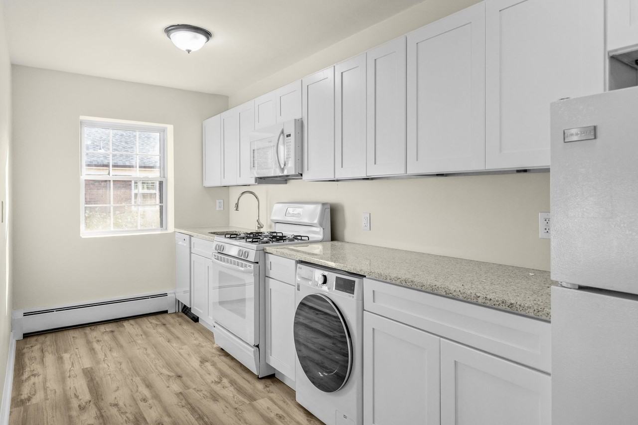 60 W Madison Ave LLC - Photo 3 of 9