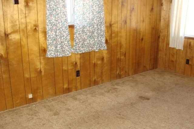 2106 7th Ln - Photo 4 of 8