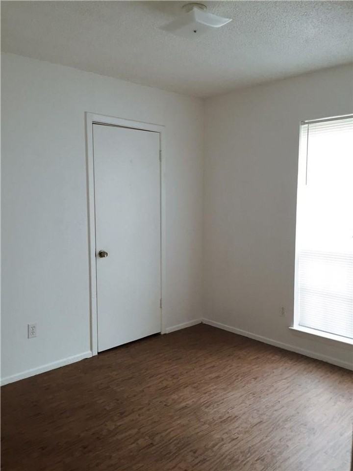 6840 Margaret Dr - Photo 2 of 25