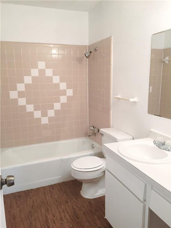 6840 Margaret Dr - Photo 3 of 25