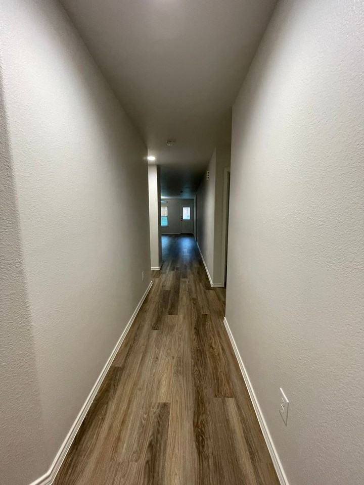 838 Faison Court - Photo 5 of 25