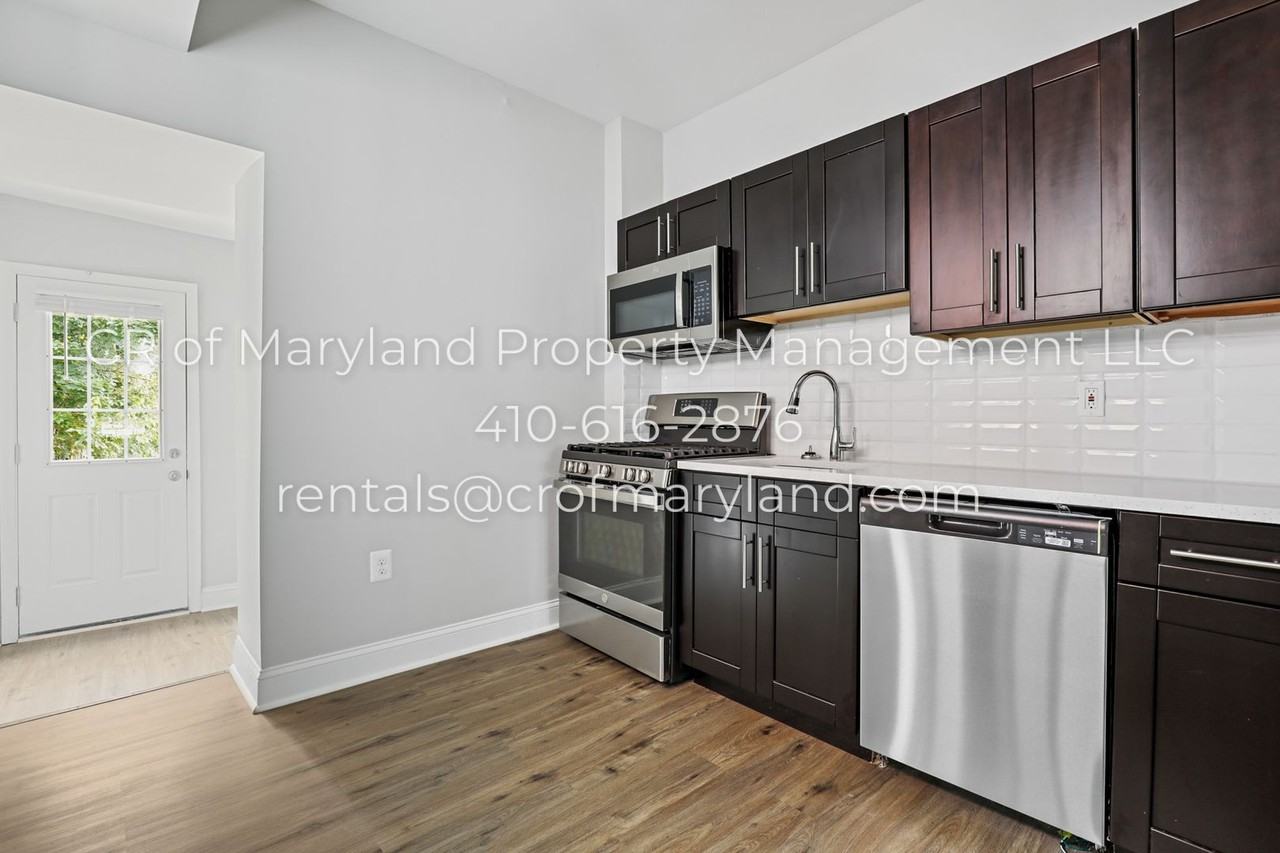 3613 Hayward Ave - Photo 3 of 14