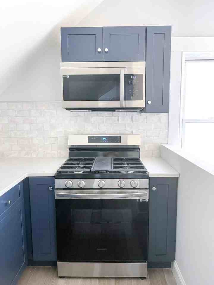 236 Nicoll St - Photo 5 of 33