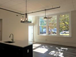 featured image of 303 Franklin St