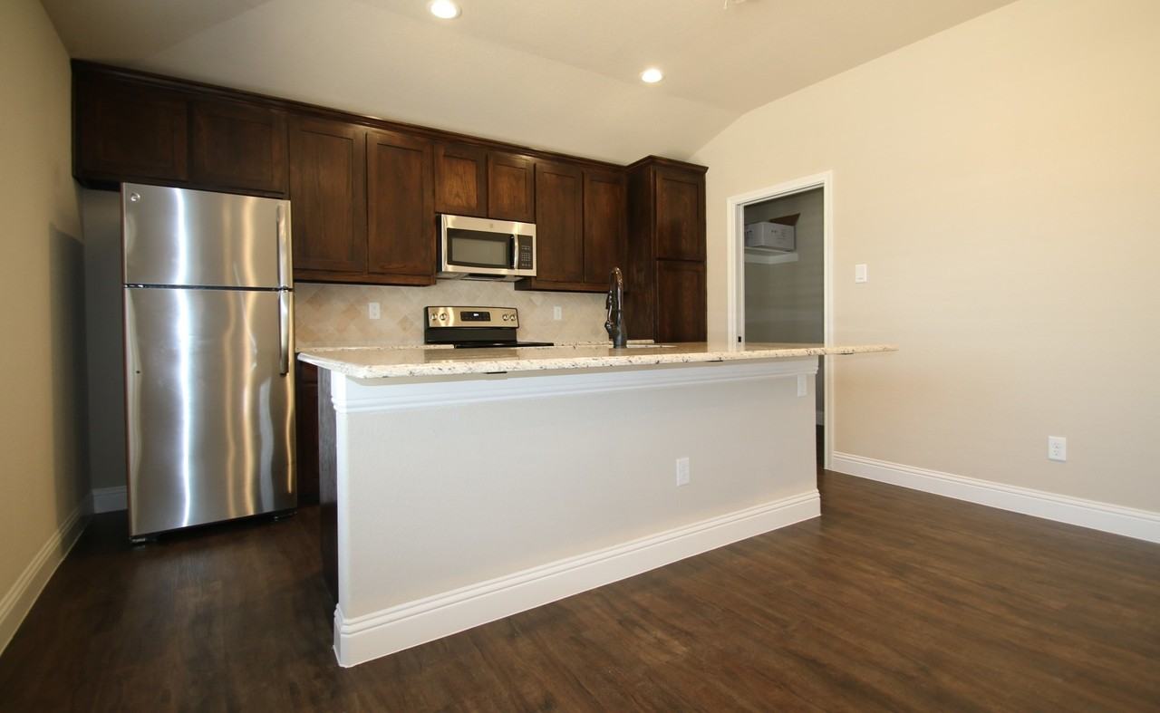 1332-1336 White Sand Dr. - Photo 2 of 30