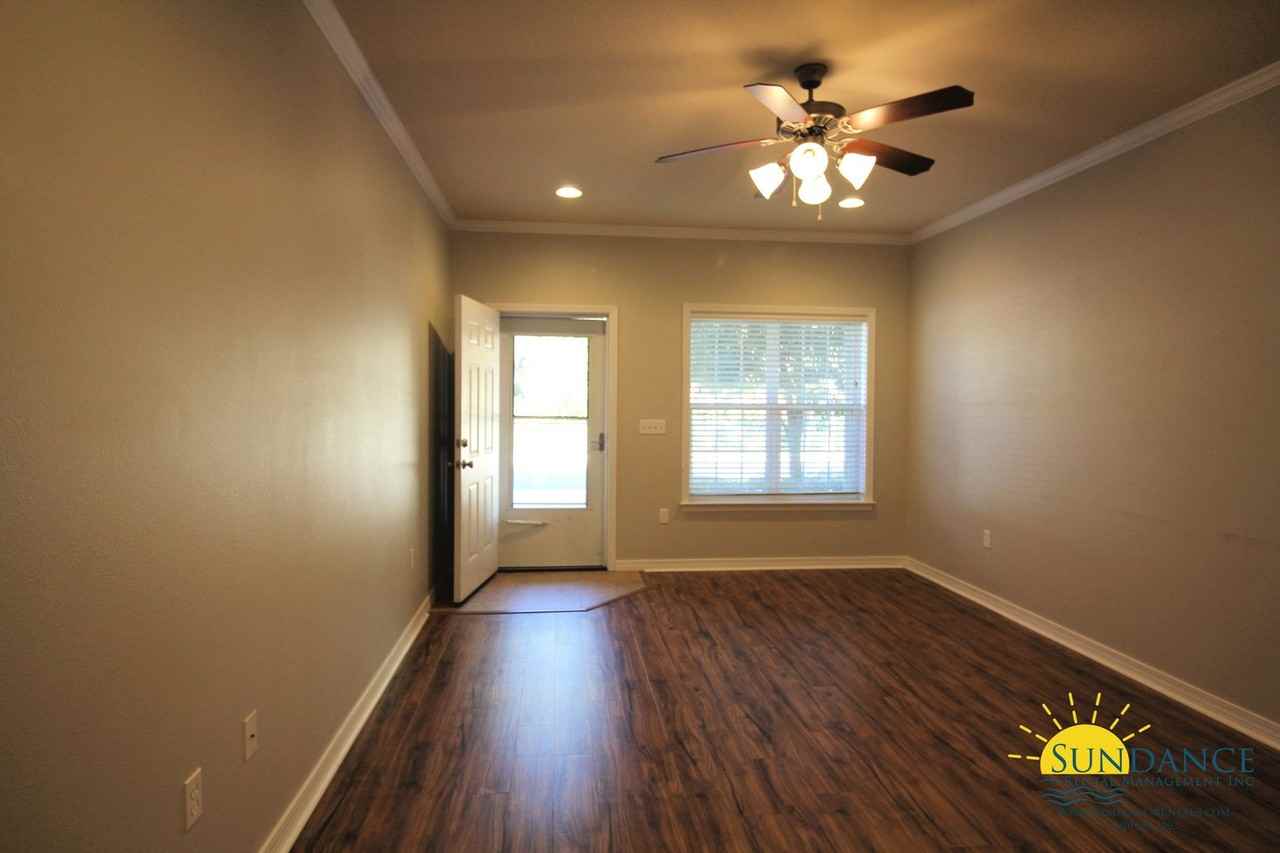 1463 Bentley Cir - Photo 2 of 17