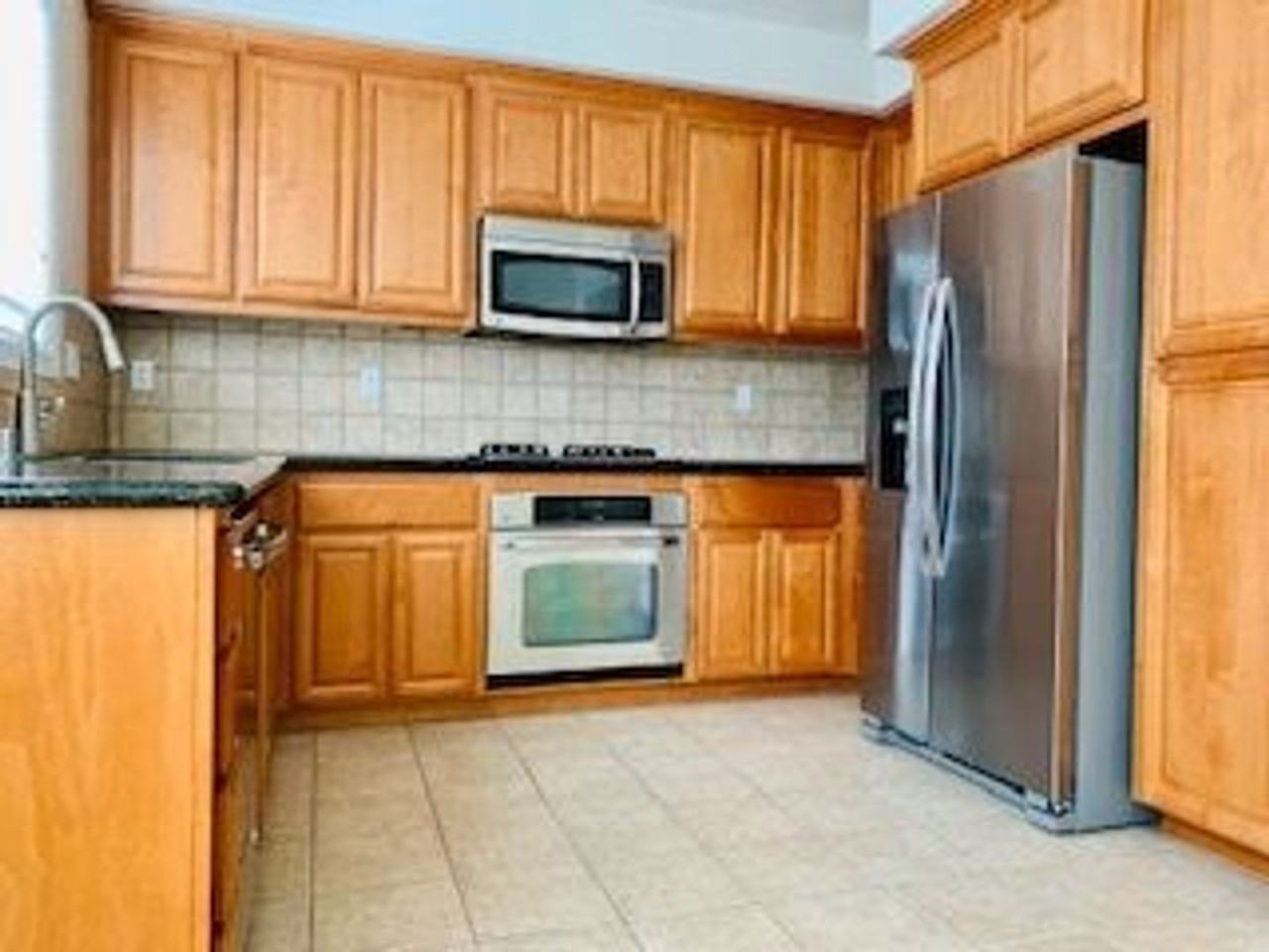 1217 Avenida Benito - Photo 5 of 34