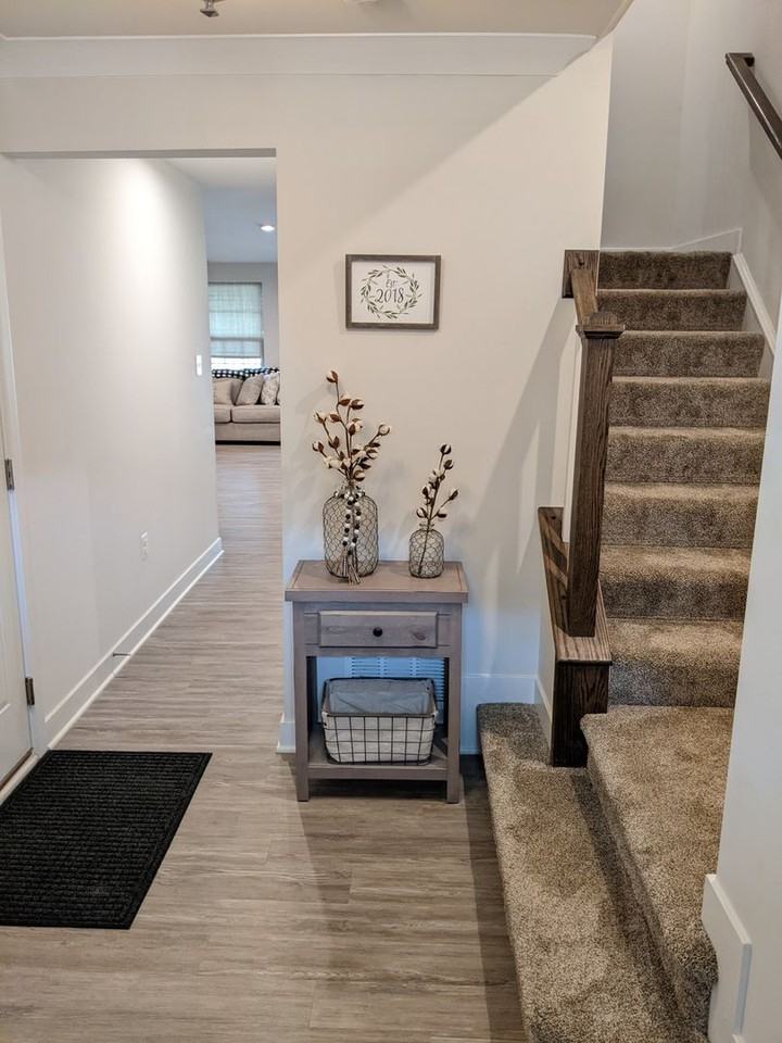 10110 Hutzell St - Photo 2 of 50