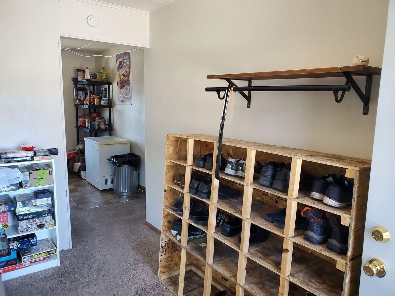 1122 18th St N - Photo 4 of 40