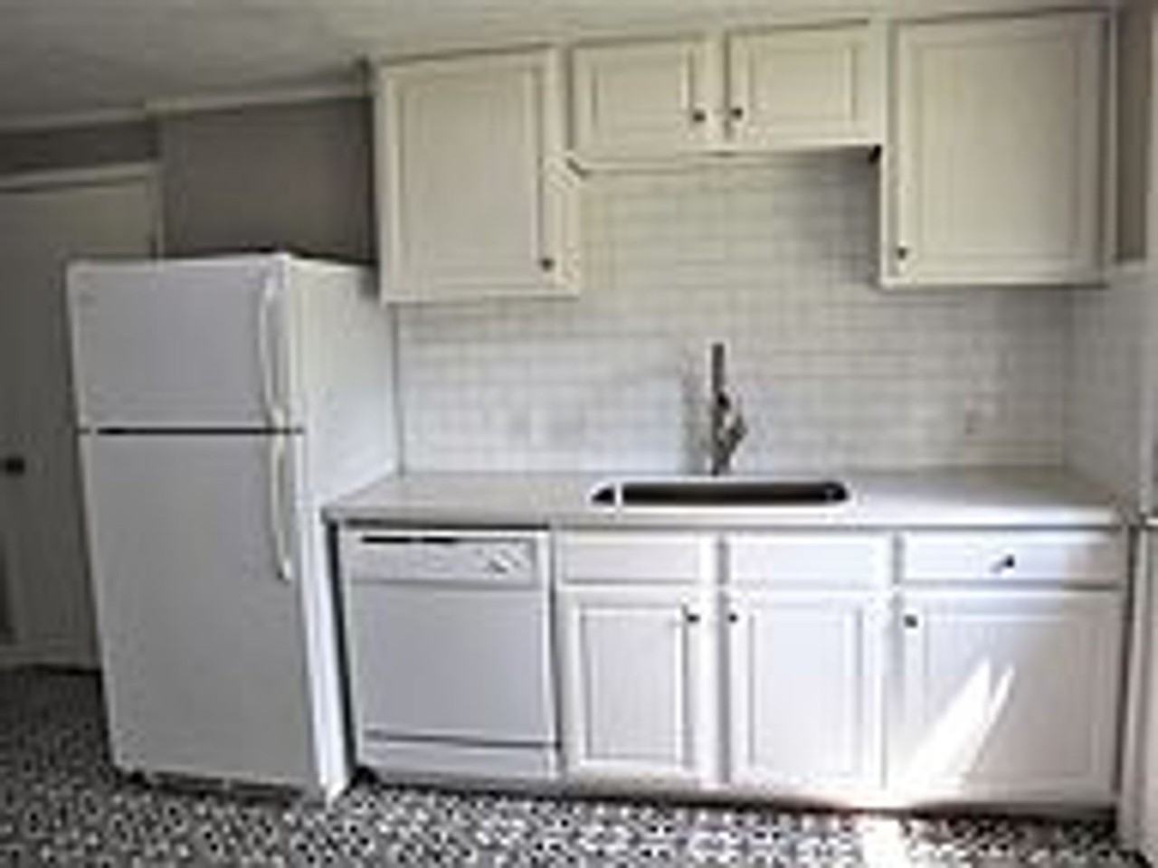 1900 Echols St - Photo 6 of 19