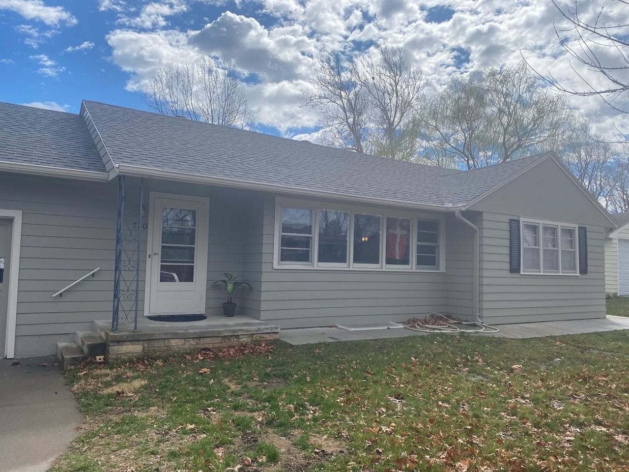 730 Midland Ave - Photo 2 of 16