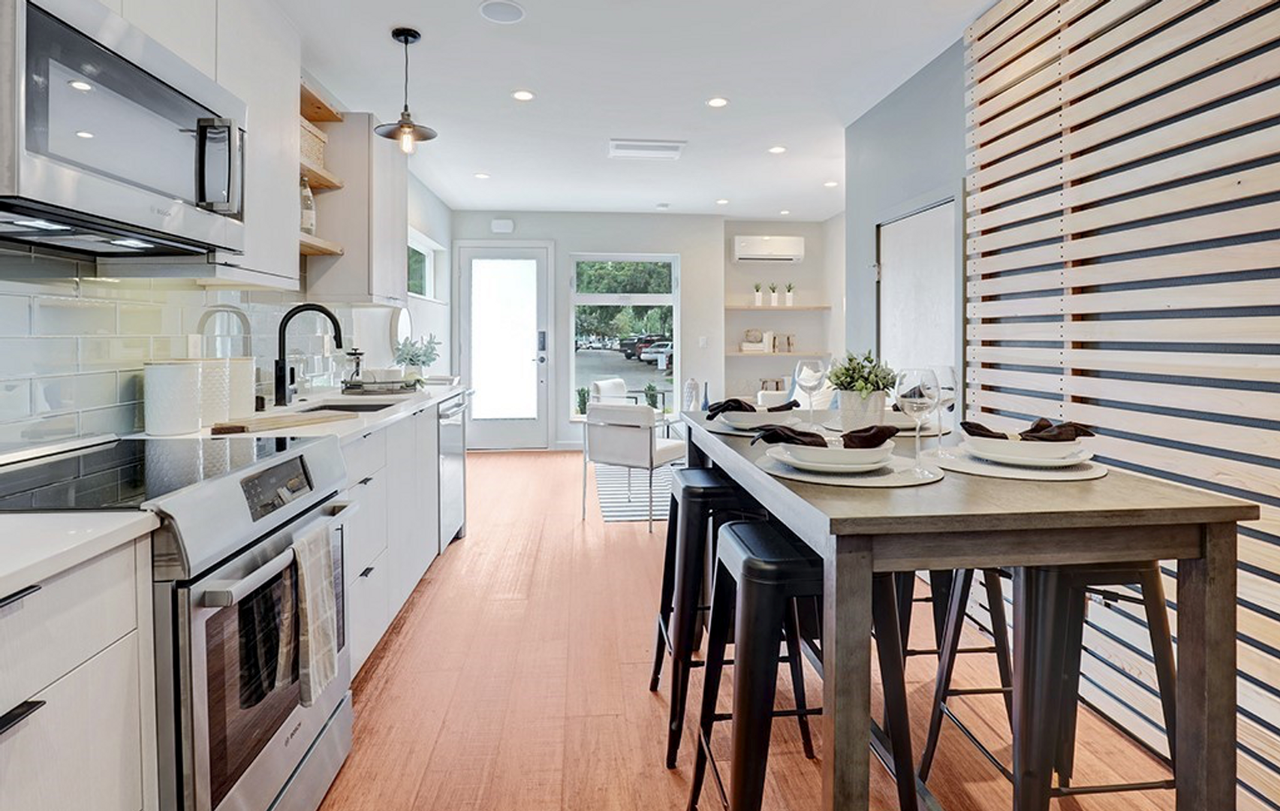 120 17th Ave E #A - Photo 6 of 16