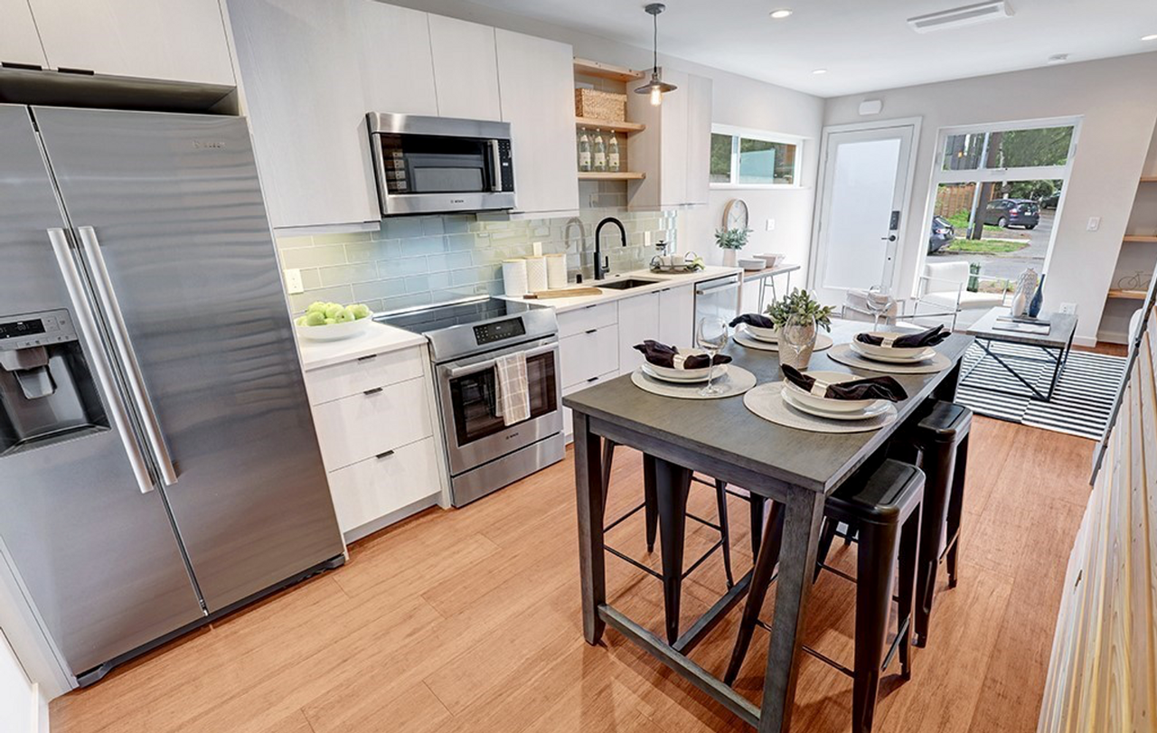 120 17th Ave E #A - Photo 7 of 16