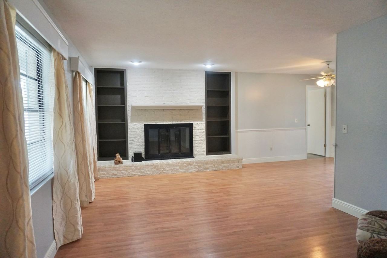 4501 Willowbrook Cir - Photo 2 of 38