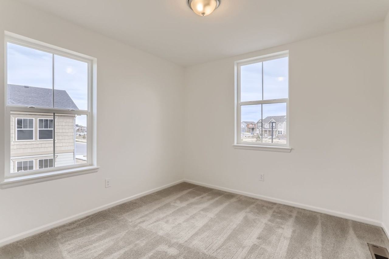 6085 N Malta St - Photo 6 of 11