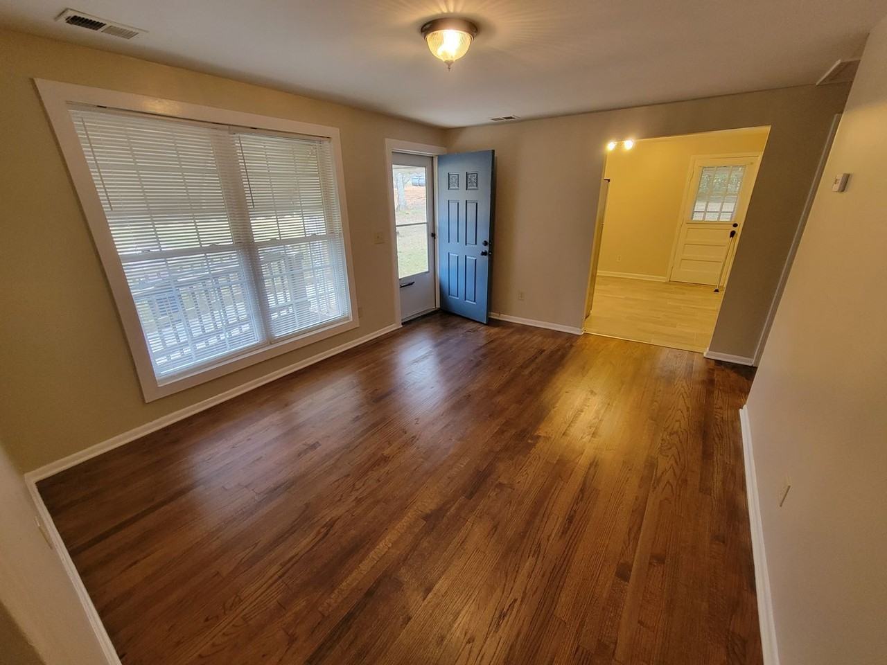 4029 Highway 146 - Photo 5 of 11