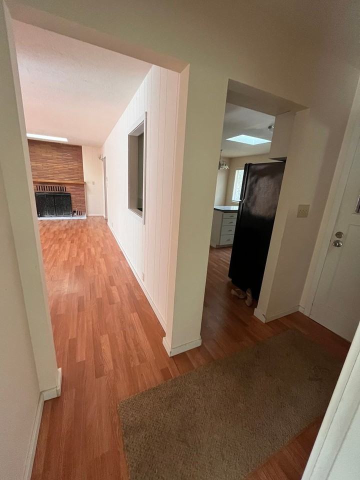 711 83rd Ave Sw - Photo 3 of 28