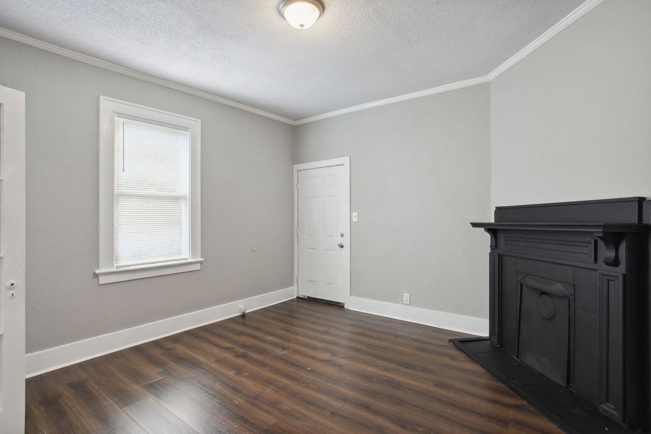 815 E Bolton St - Photo 7 of 22