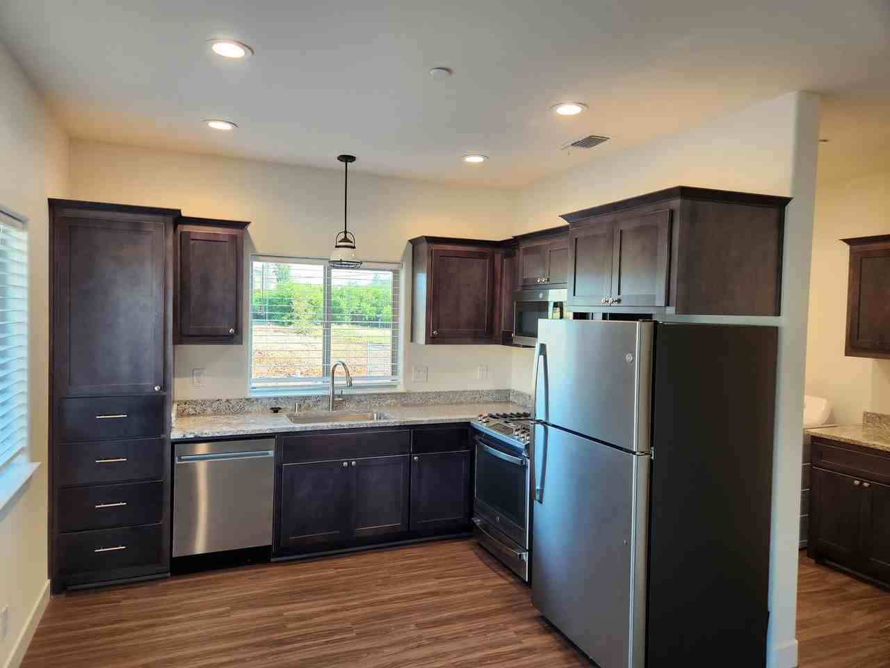 6117 Lois Dr - Photo 2 of 13
