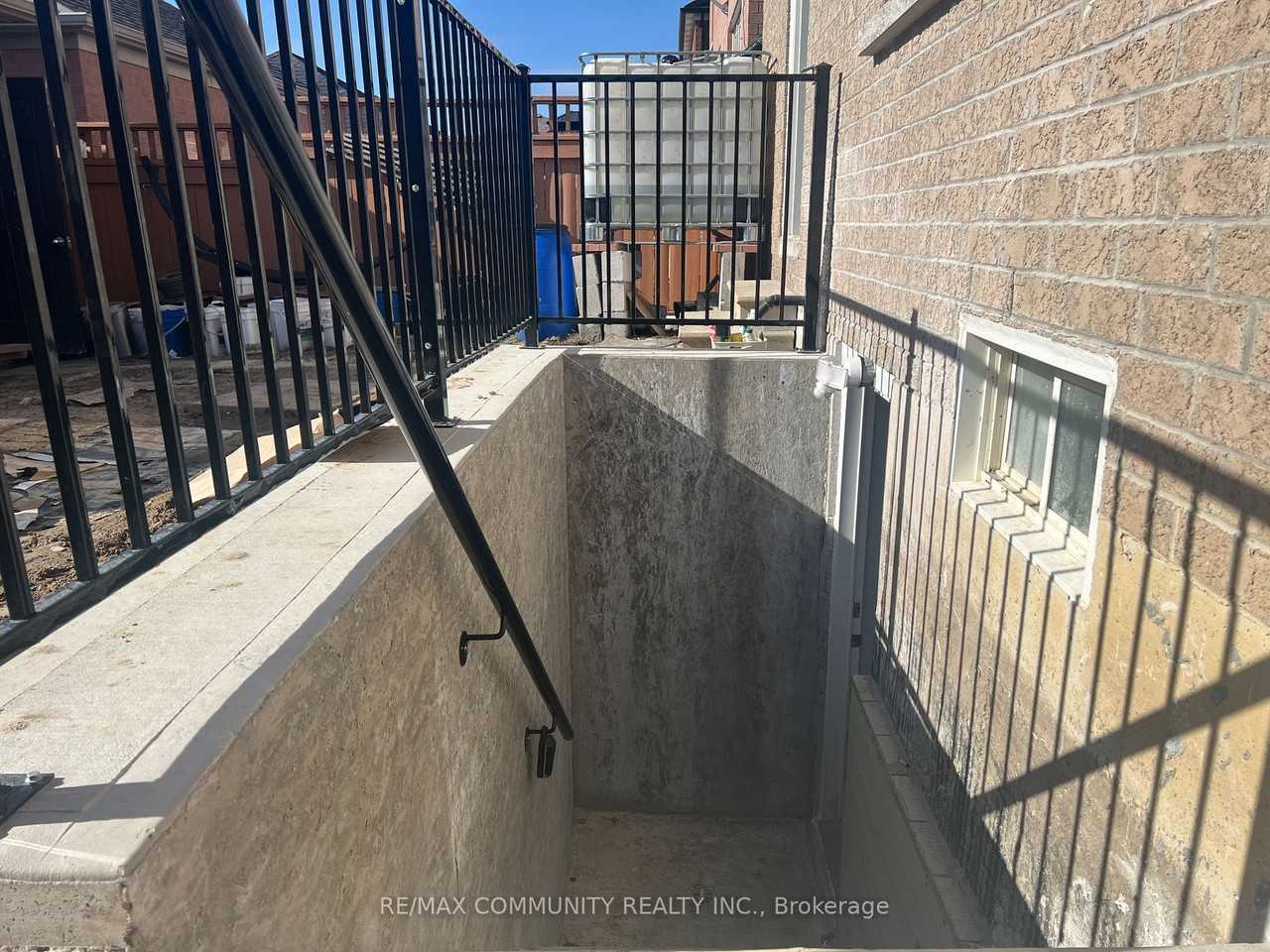 19 Wildmoor Street - Photo 2 of 12