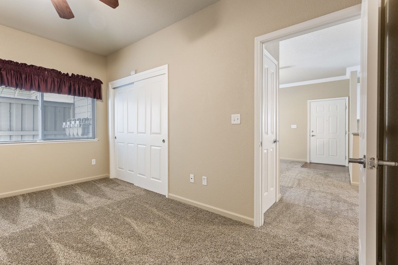 8905 Davis Rd #E32 - Photo 6 of 13