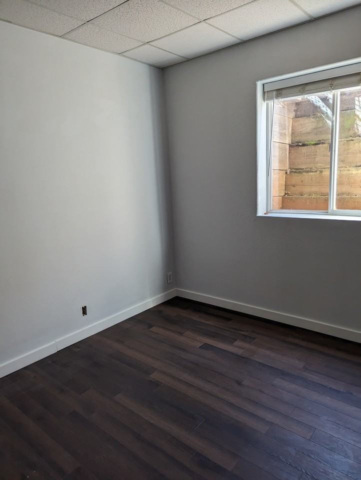 2607 Featherstar Way #BS - Photo 2 of 5