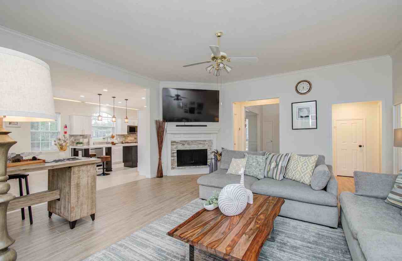 15627 Twisting Springs Dr #NA - Photo 7 of 50