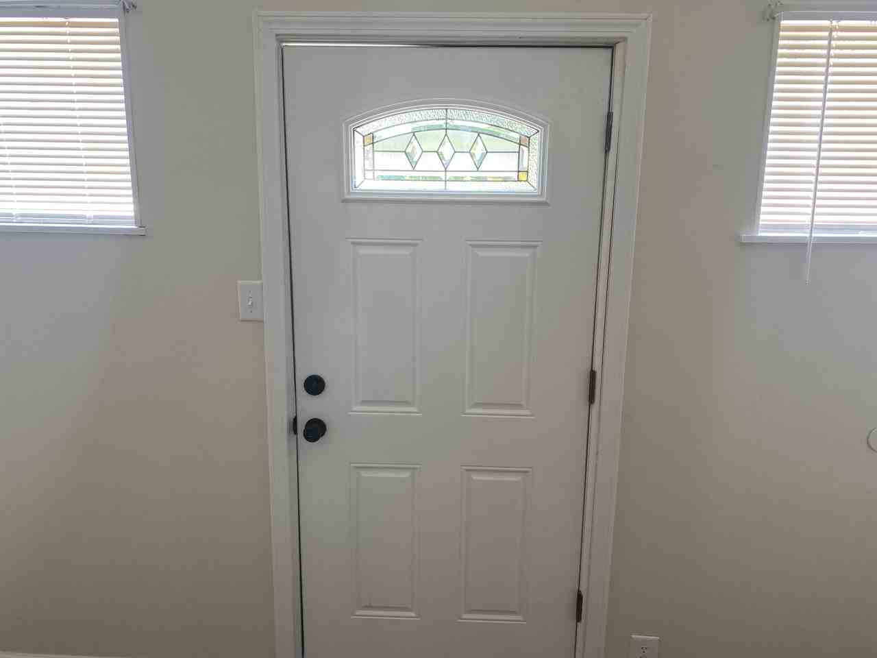 1447 State Ave #3 - Photo 7 of 10