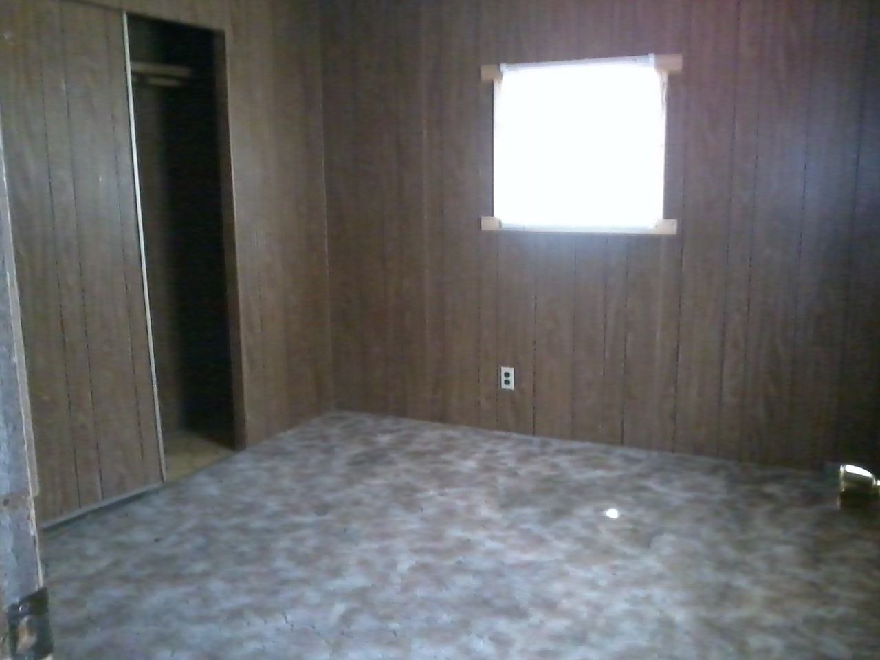 1048 W Rosamond Blvd #NA - Photo 2 of 9
