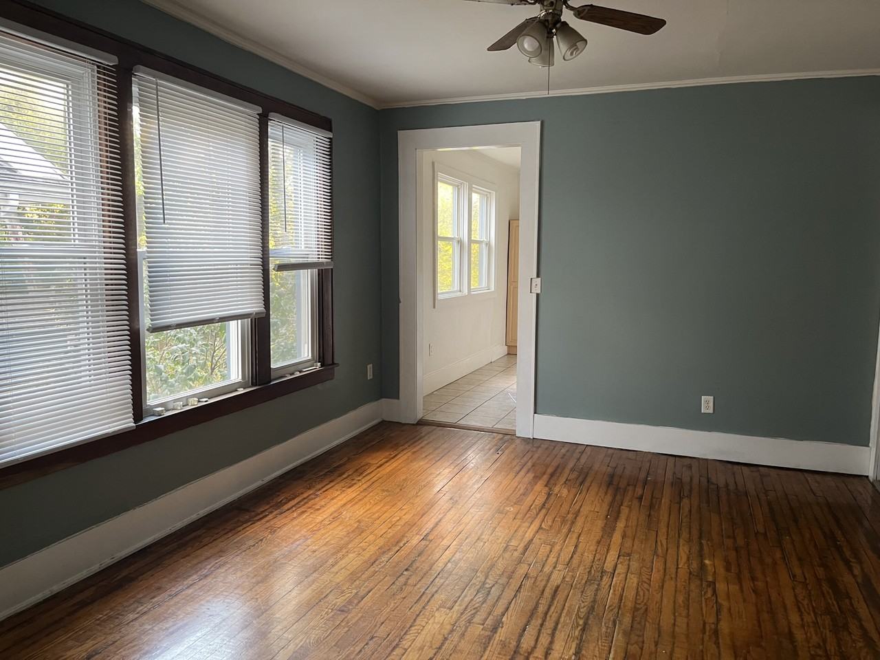 418 S Clemens Ave #420-5 - Photo 3 of 17