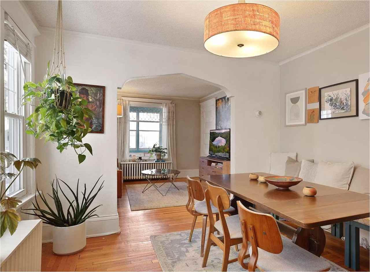 518 19th Ave Ne #NA - Photo 5 of 22
