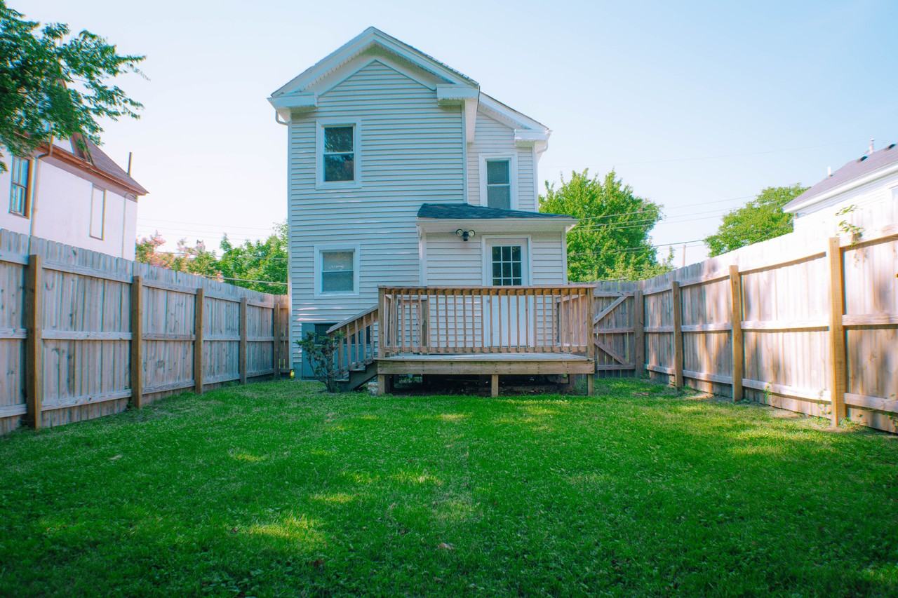 1305 W 27th St #NA - Photo 2 of 15