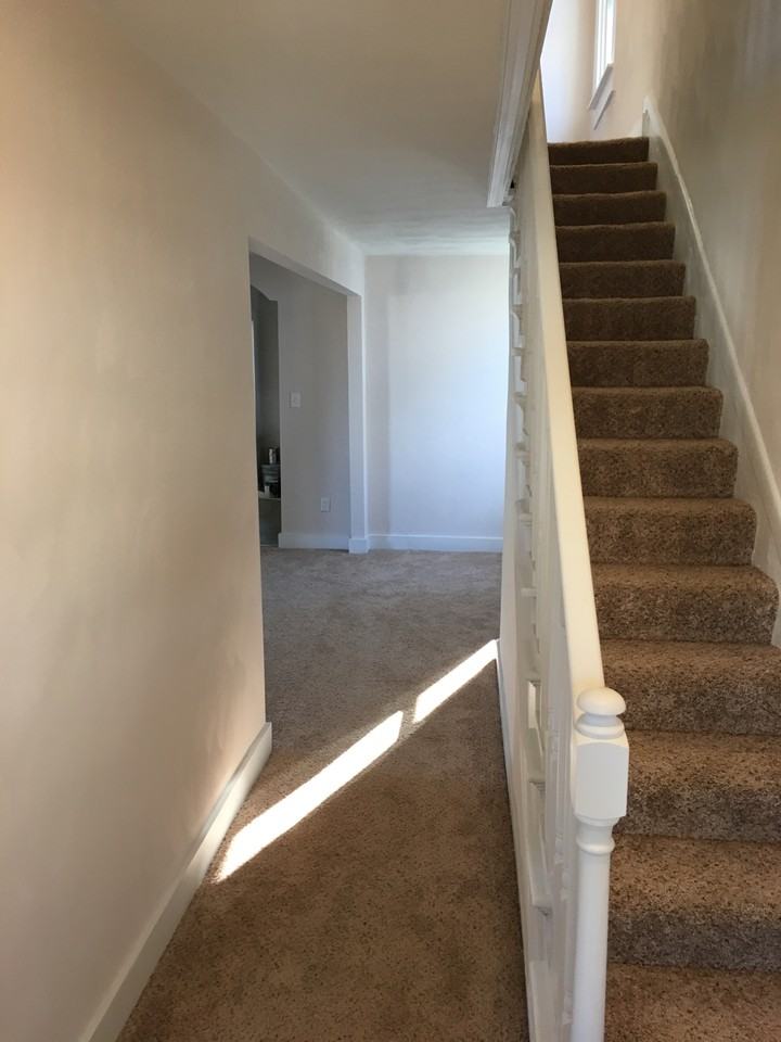 1305 W 27th St #NA - Photo 7 of 15