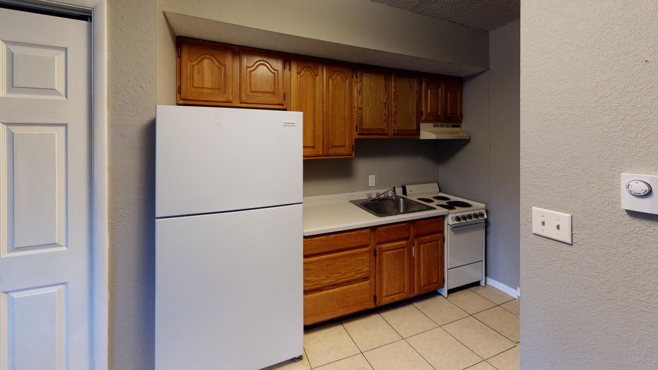 304 Hubbell  - 7 #7 - Photo 3 of 5