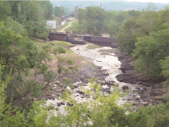 100 Main St - Photo 3 of 21