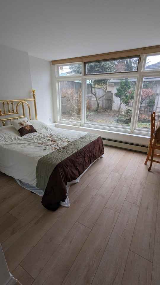 3737 15th Ave W - Photo 3 of 6