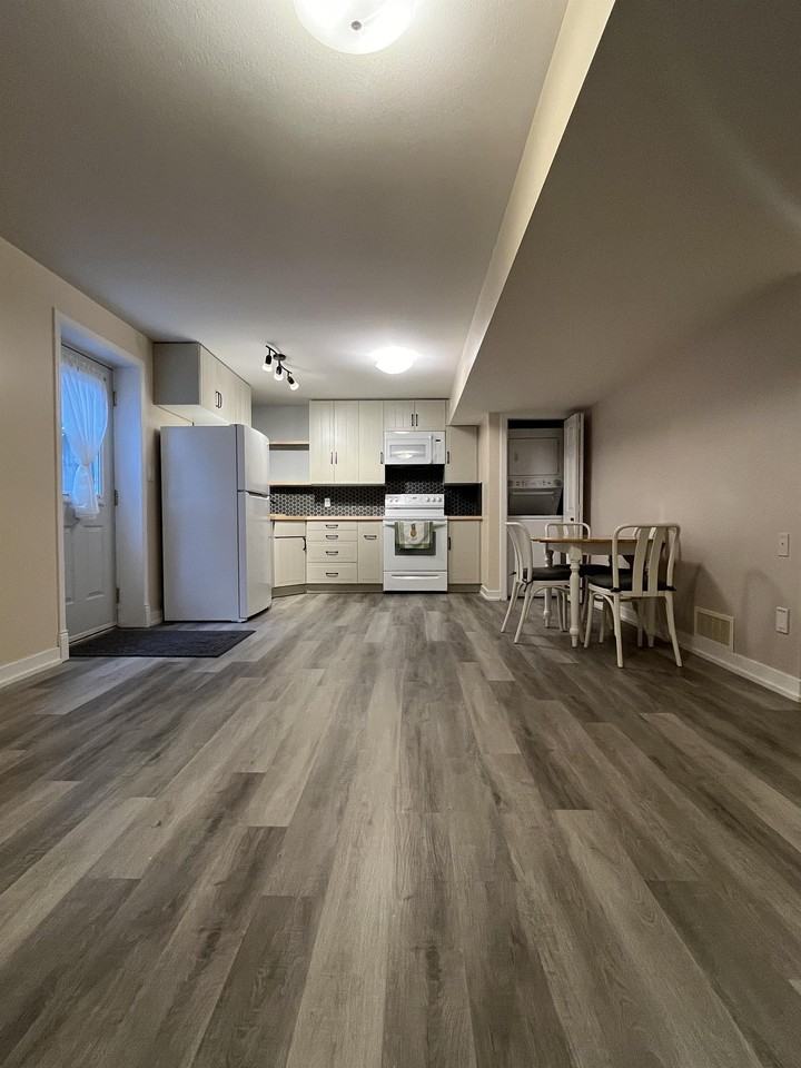 46508 Lear Dr #B - Photo 3 of 16