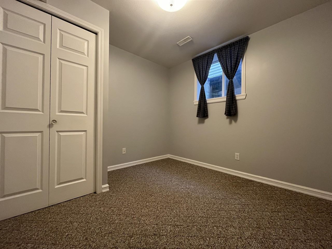 46508 Lear Dr #B - Photo 6 of 16