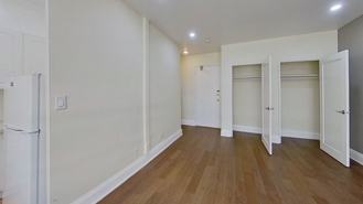 710 Spadina Ave #407 - Photo 1 of 1