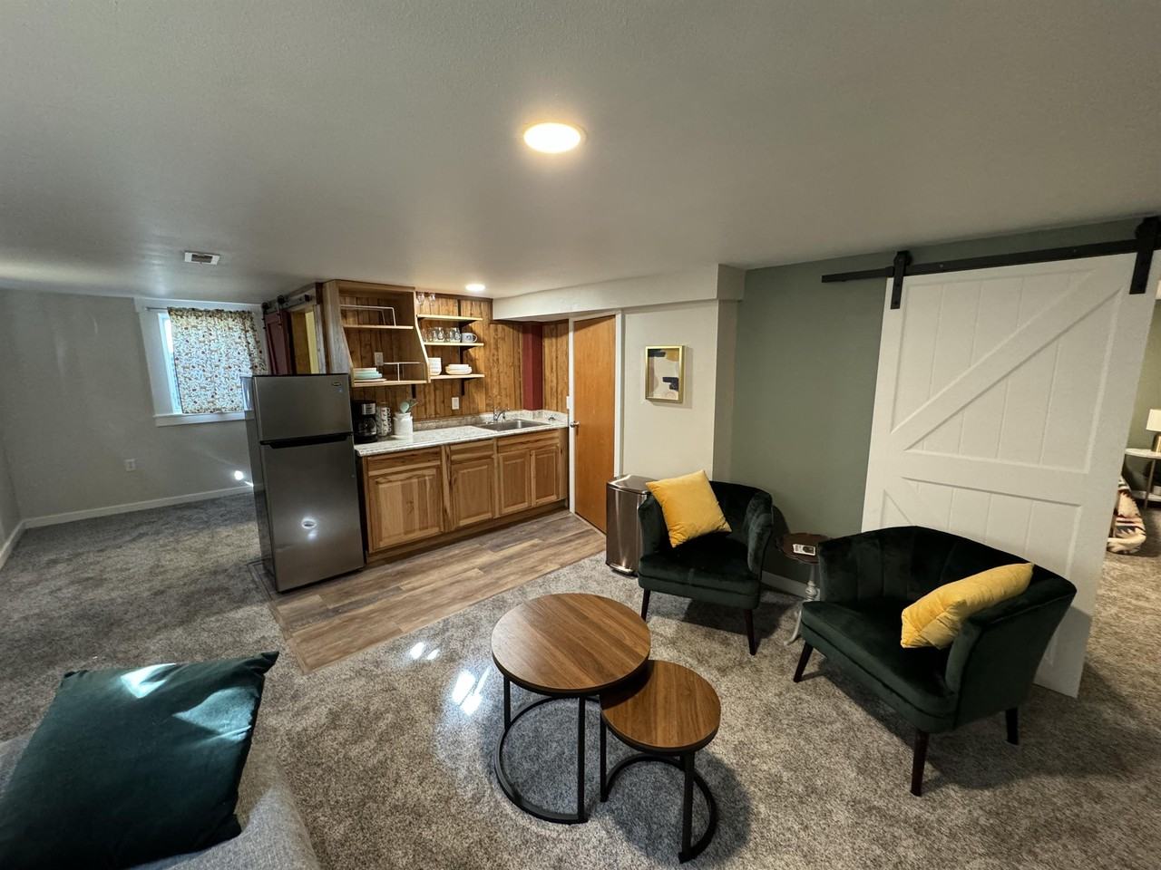 1711 1711 Avenue D - 2 #2 - Photo 3 of 12