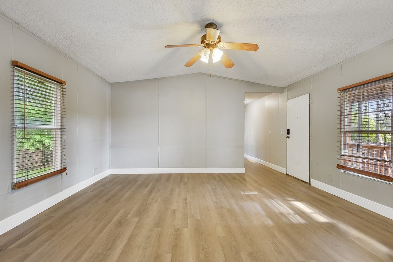 20356 S I 12 Service Rd #1 - Photo 7 of 13