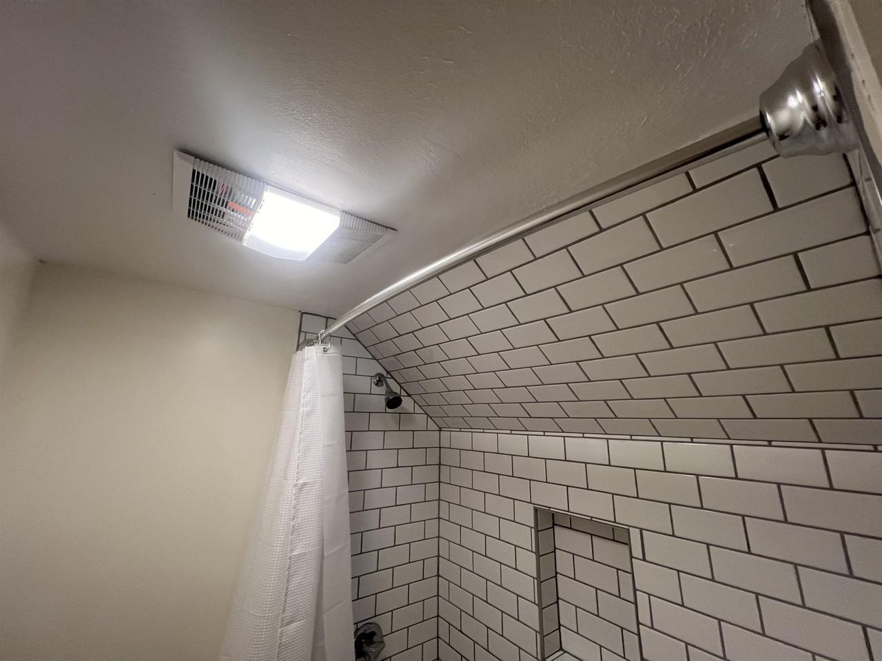 5 Thenius St #5-2 - Photo 4 of 15